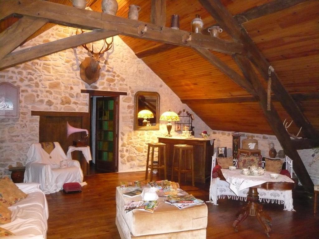 La Petite Ferme Bed & Breakfast Vouzeron Exterior photo